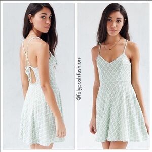 UO Kimchi Blue Peach/White Lace Dress. Like new. S